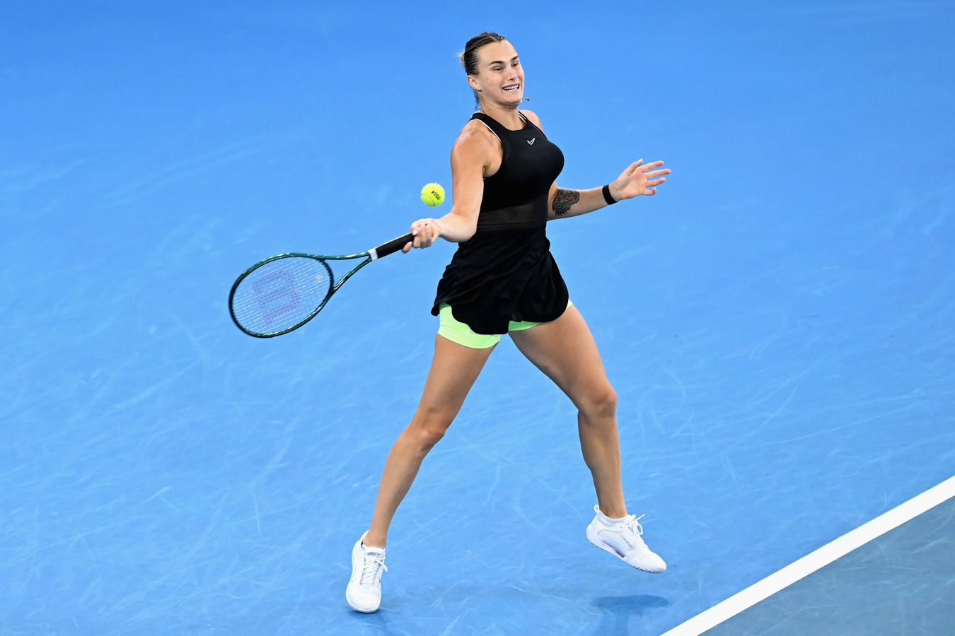 Соболенко  Гауфф: Арина на тай-брейке одолела американку в первом сете матча на Итоговом