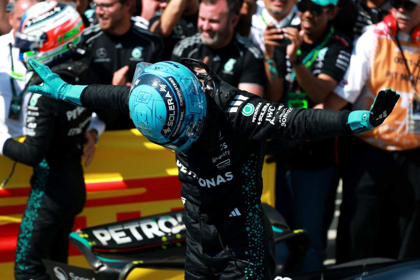 Джордж Расселл