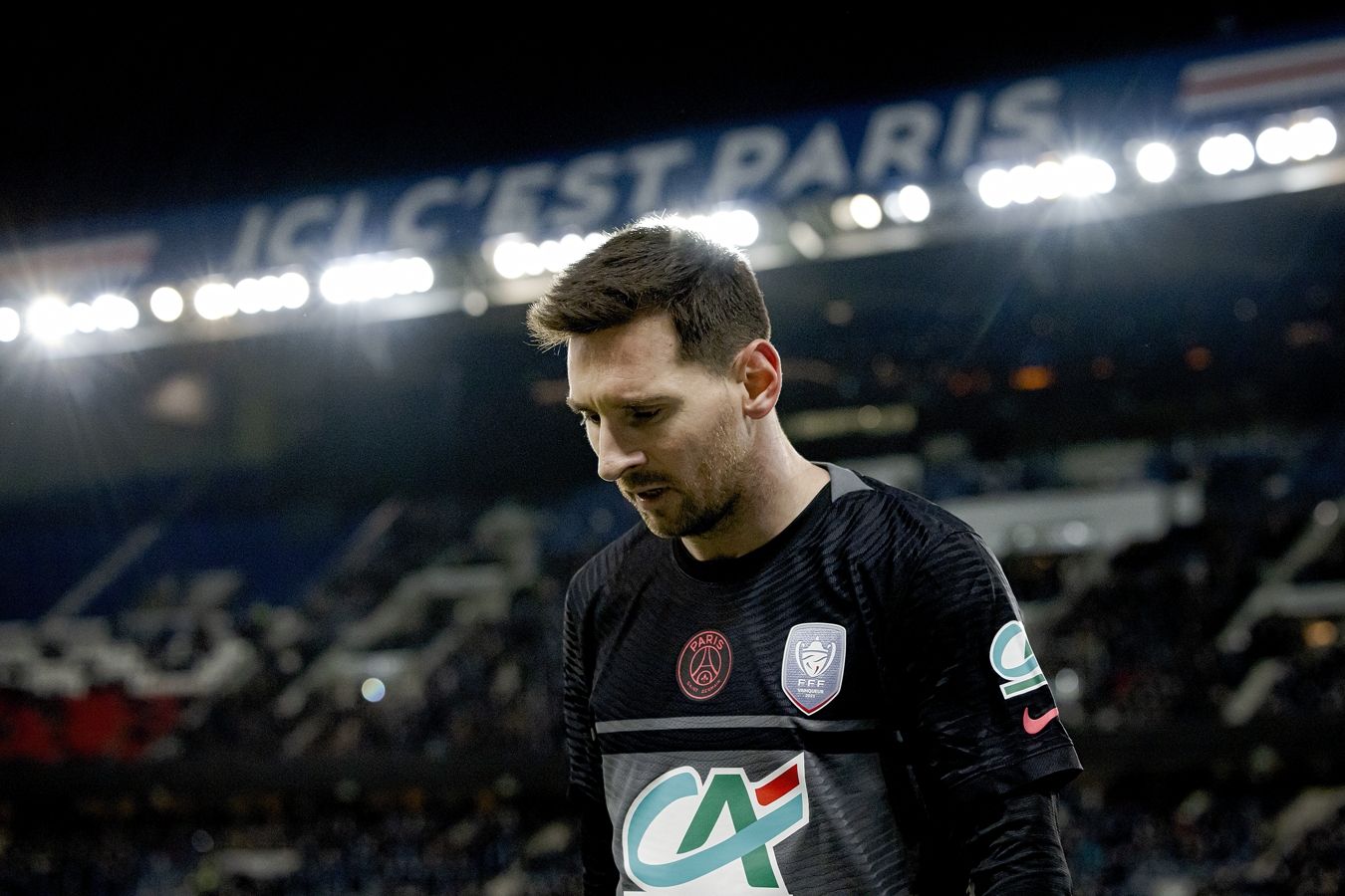 Marca: Месси вряд ли вернётся в Барселону. Он считает, что президент Лапорта предал его