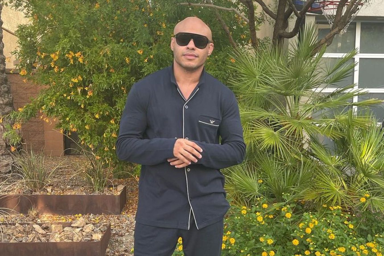 Менеджер Махачева опроверг информацию о поединке Ислама против непобеждённого бойца UFC