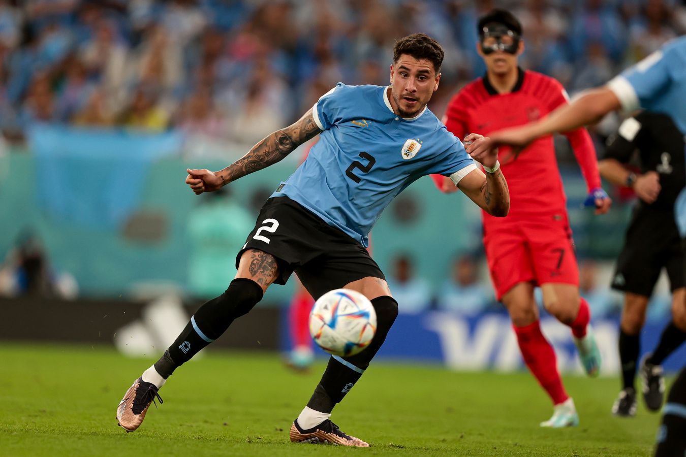 Хосе Хименес назвал причину драки между футболистами Уругвая и фанатами Колумбии