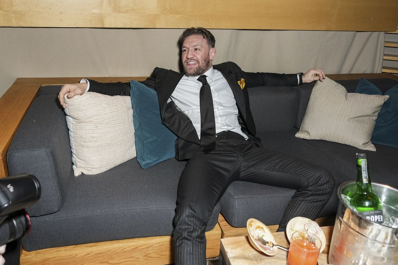 Макгрегор  о возвращении в UFC: мне предлагали разных соперников, но контракт не прислали