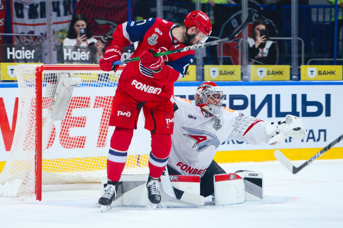 «Авангард» продолжит «душить» «Локомотив»?