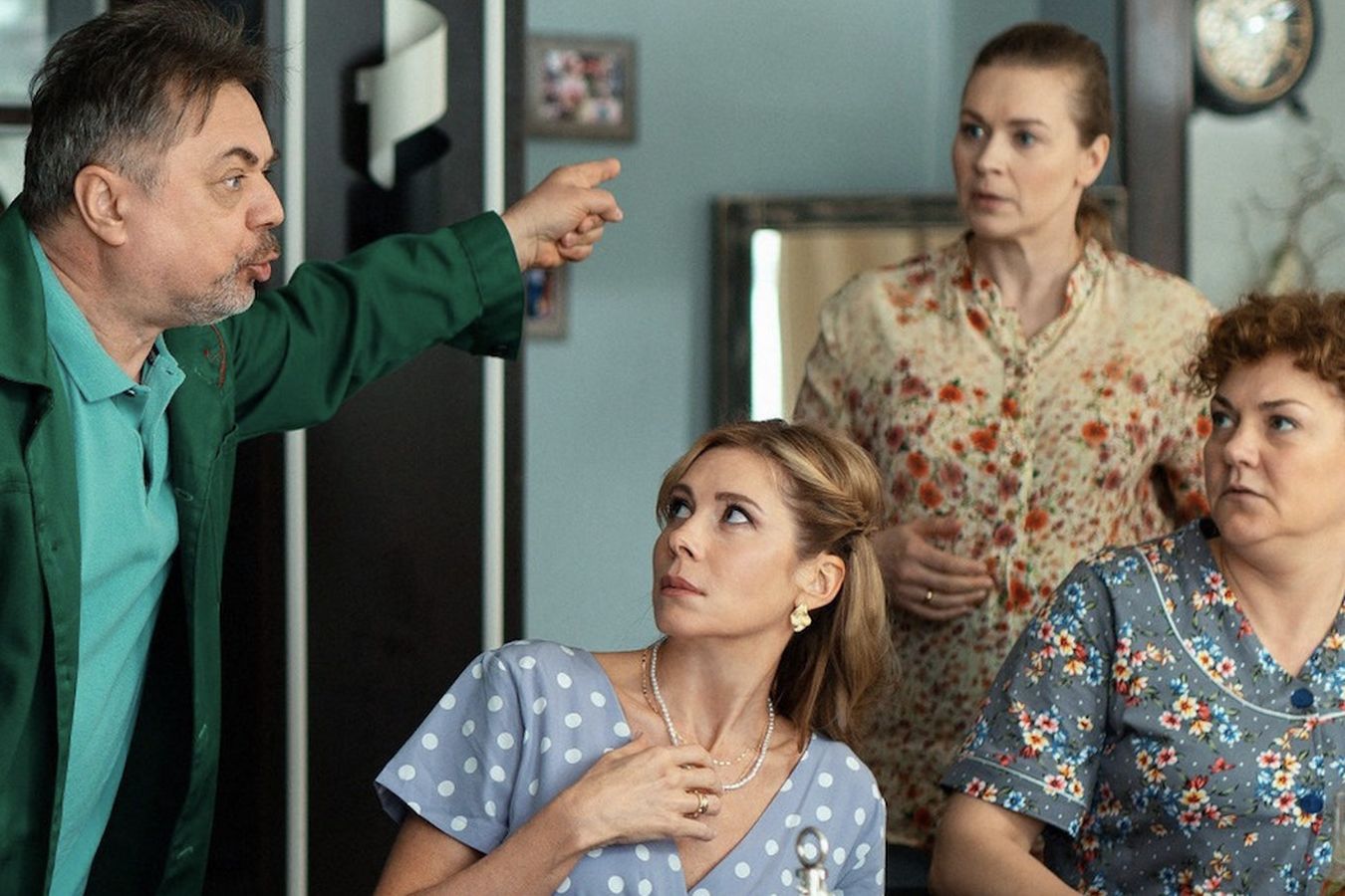 Расписание выхода восьмого сезона сериала «Ивановы-Ивановы» от СТС