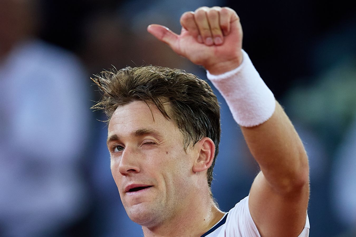 Рууд легко обыграл Беллуччи в стартовом матче на Australian Open  2026