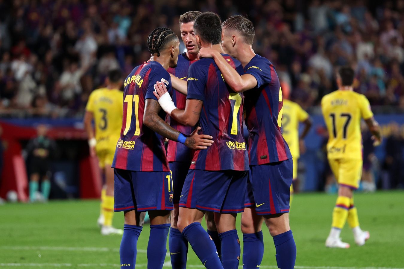 Sport.es назвал игрока, с которым Барселона намерена продлить контракт после Фермина