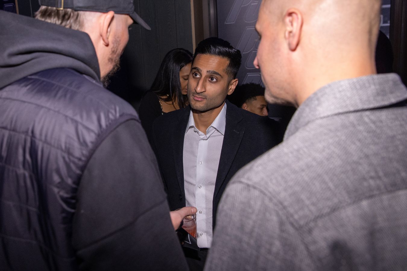 Лонзо Болл отправлен из Кливленда в Юту  Шэмс Чарания