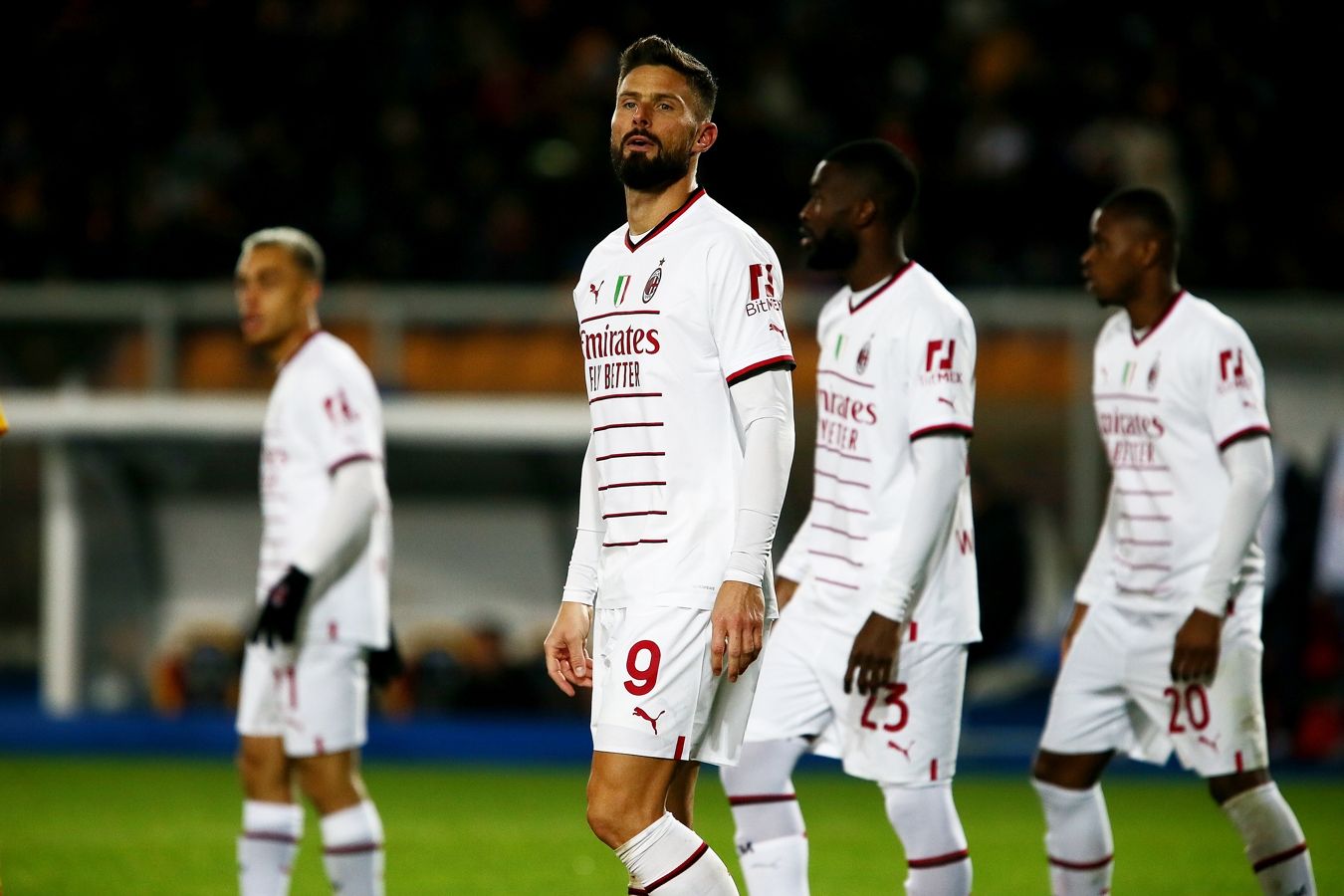 Ультрас Милана жёстко раскритиковали игроков после поражения от Ромы в Лиге Европы