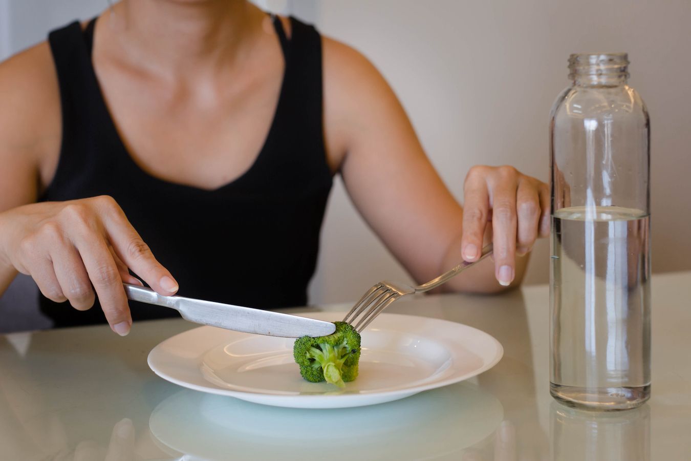 Как перестать есть на ночь: 6 эффективных советов - Статьи на азинский.рф