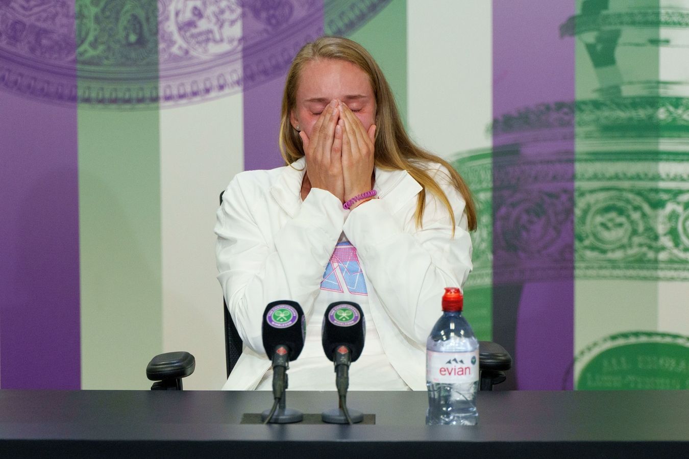 Елена Рыбакина прокомментировала победу над первой ракеткой мира Игой Свёнтек на AO-2023