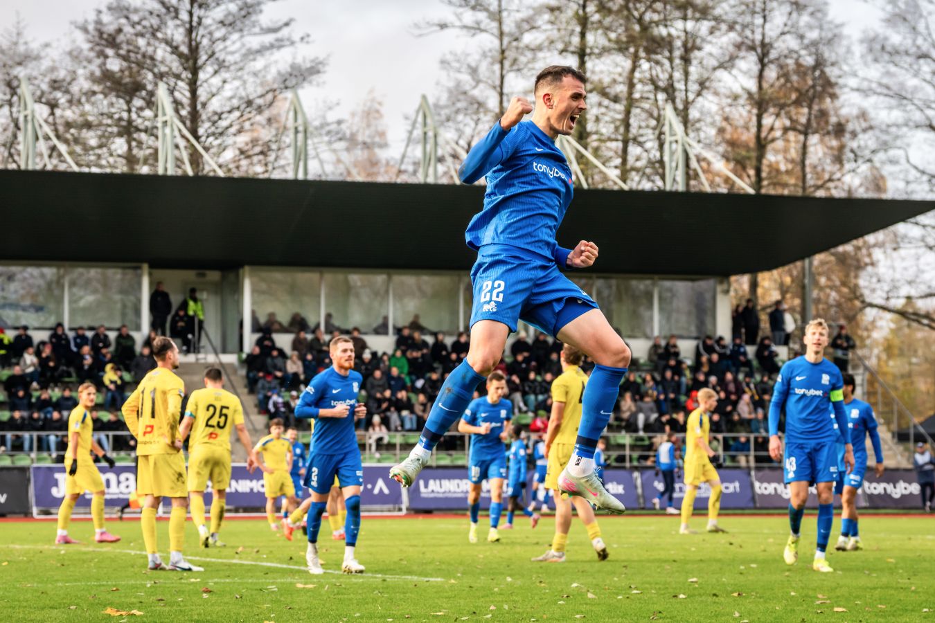 Сербский ноунейм опережает Кейна, Мбаппе и Холанда