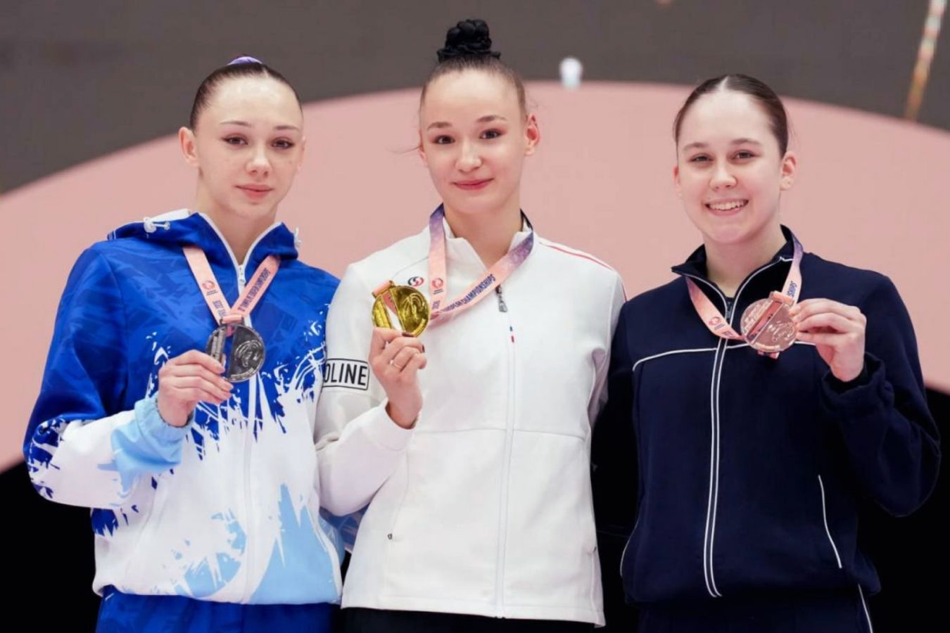 Сборная России по батуту вынесла всех на ЧЕ-2026