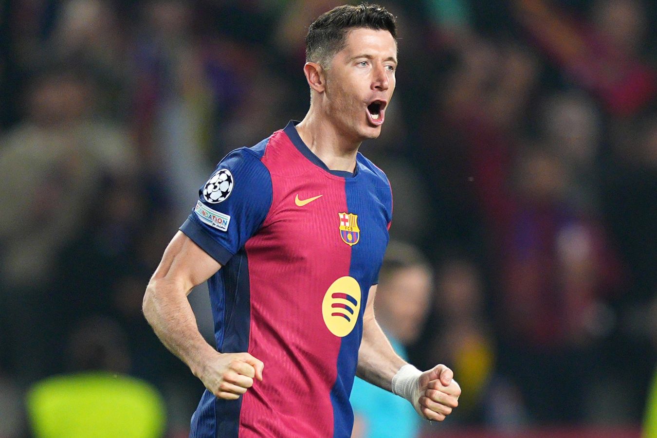 Левандовски: не знаю, где хочу играть. Речь не идёт о сокращении моей зарплаты вдвое