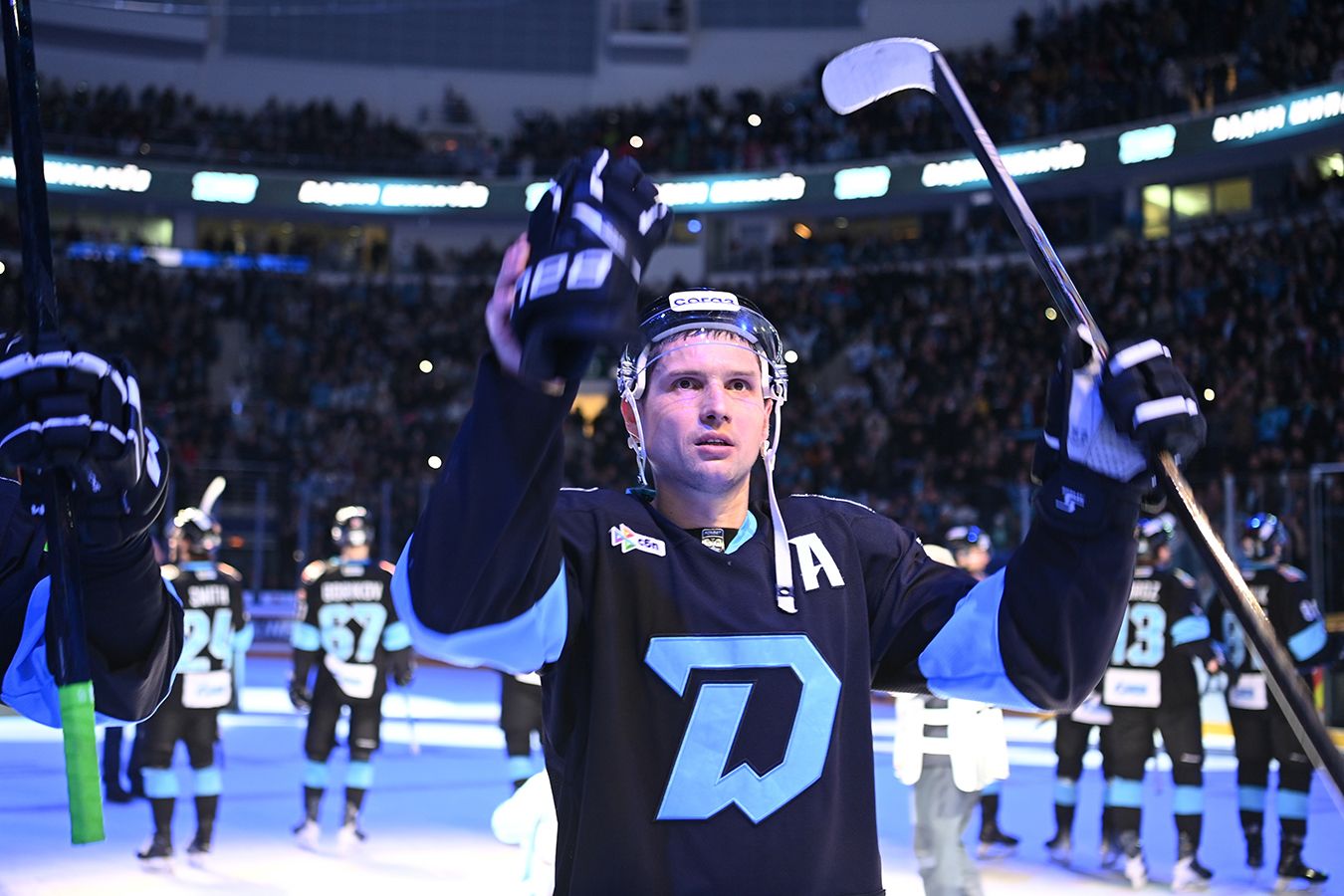 Вадим Шипачёв набрал 1000 очков за карьеру в КХЛ