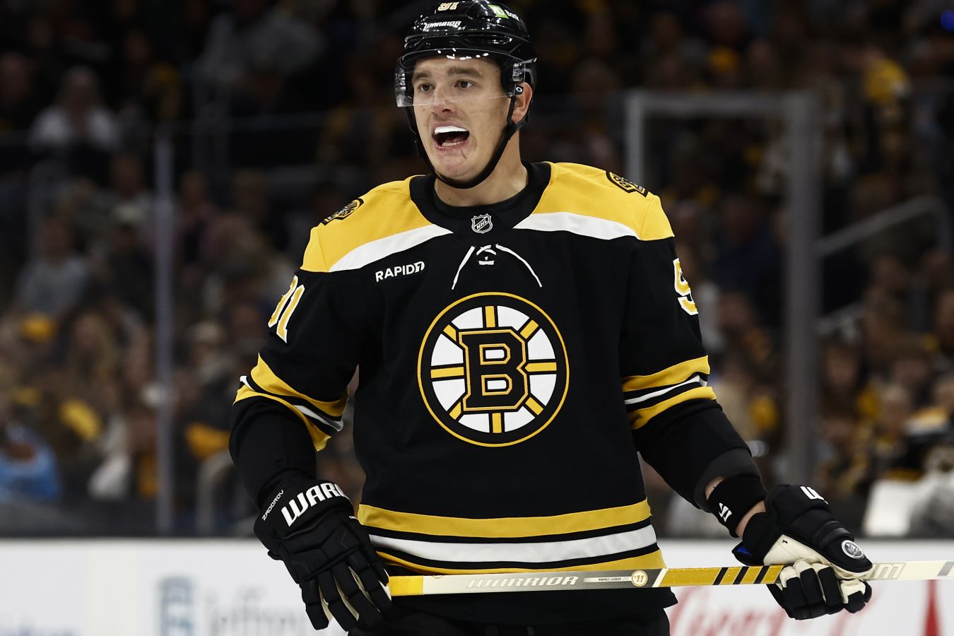 Бостон проиграл Ванкуверу по буллитам, у Задорова и Хуснутдинова по ассисту