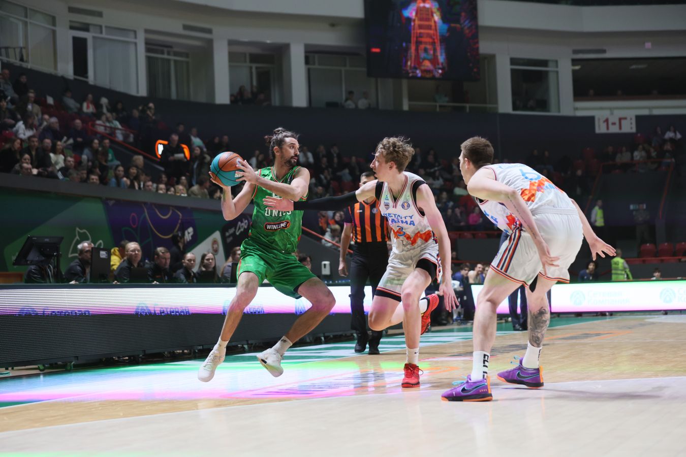 УНИКС вырвал победу в матче с Пармой в Единой лиге