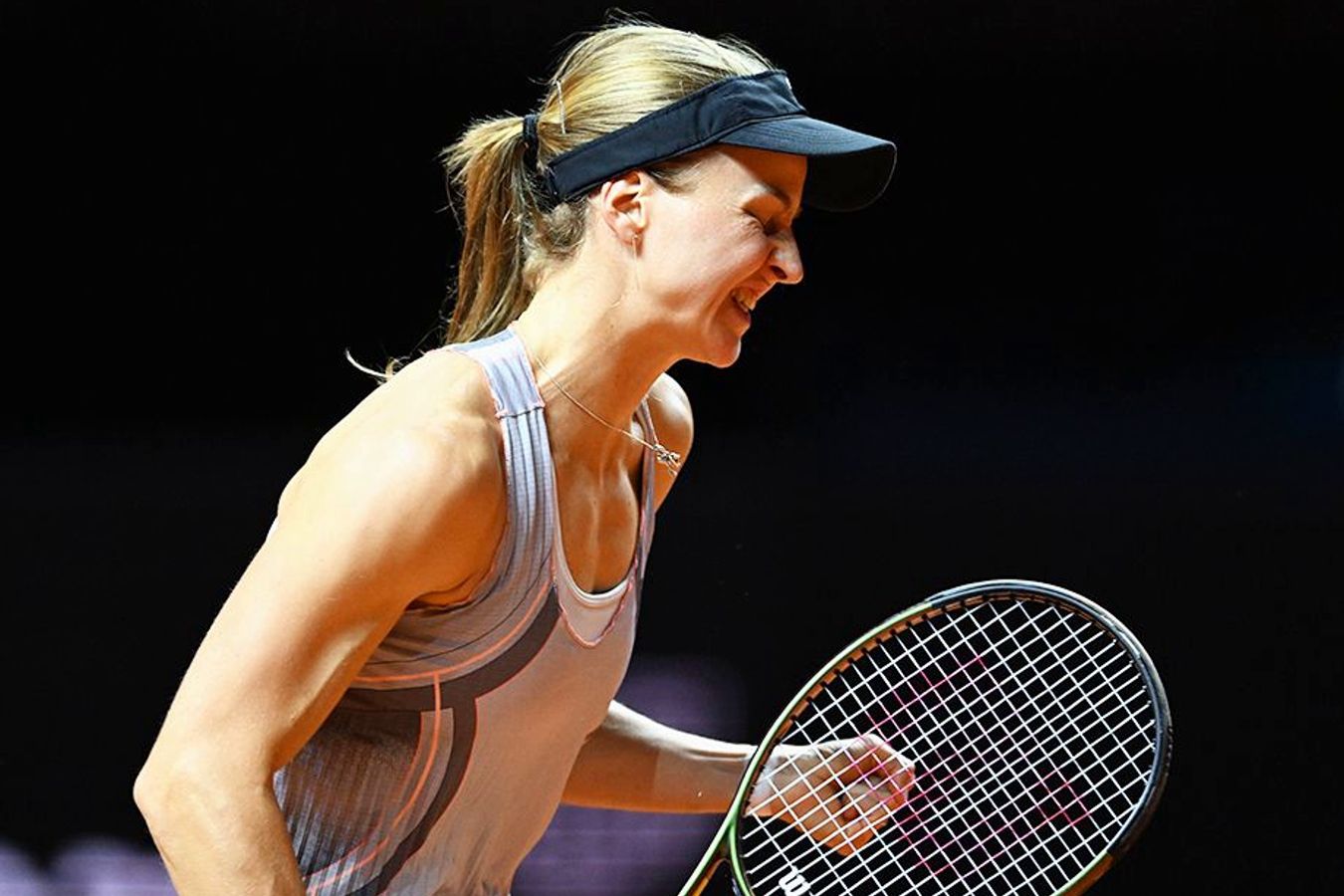 Видеообзор победы Людмилы Самсоновой в финале японского турнира WTA