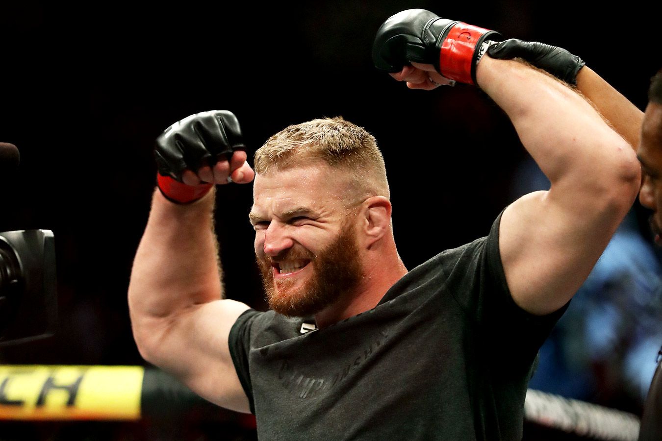 Ян Блахович возглавит турнир UFC Fight Night 255