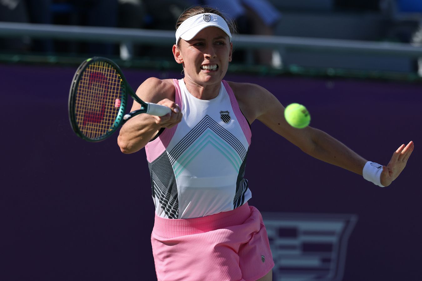 Александрова за 56 минут вышла во второй круг турнира в Майами в парном разряде