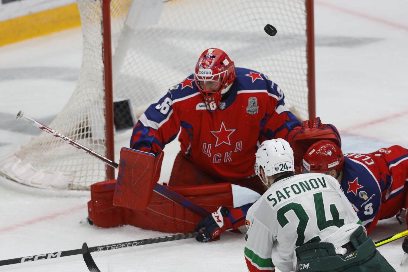 Нападающий Ак Барса о 2:3 от ЦСКА: много создаём и бросаем, но реализация хромает