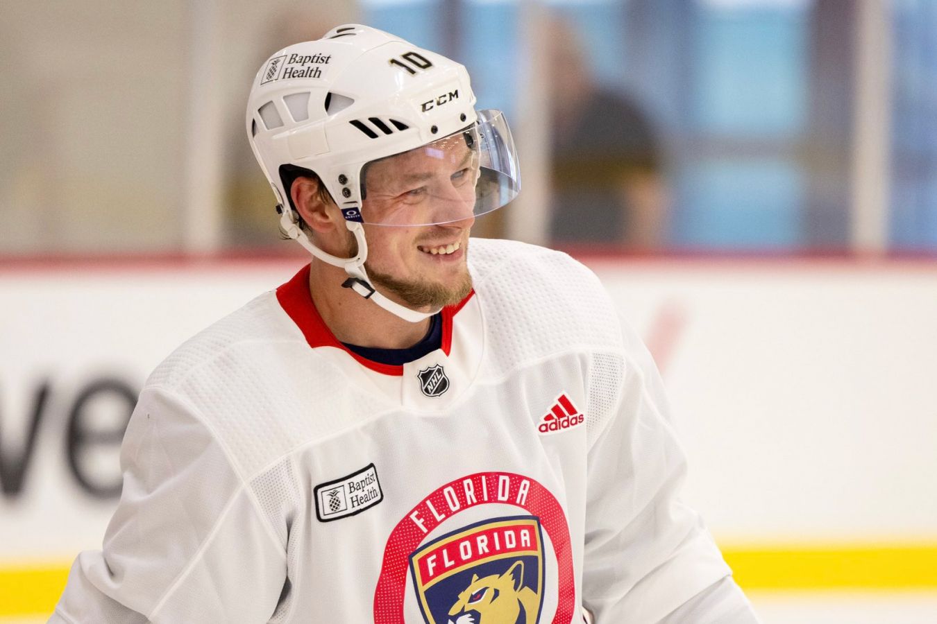 Владимир Тарасенко забил второй гол в текущем плей-офф НХЛ