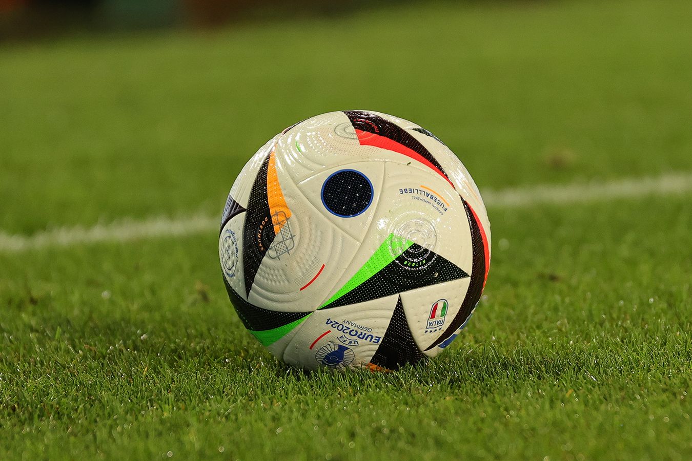 Гол сборной Бельгии на Евро-2024 отменили благодаря помощи мяча с датчиками движения