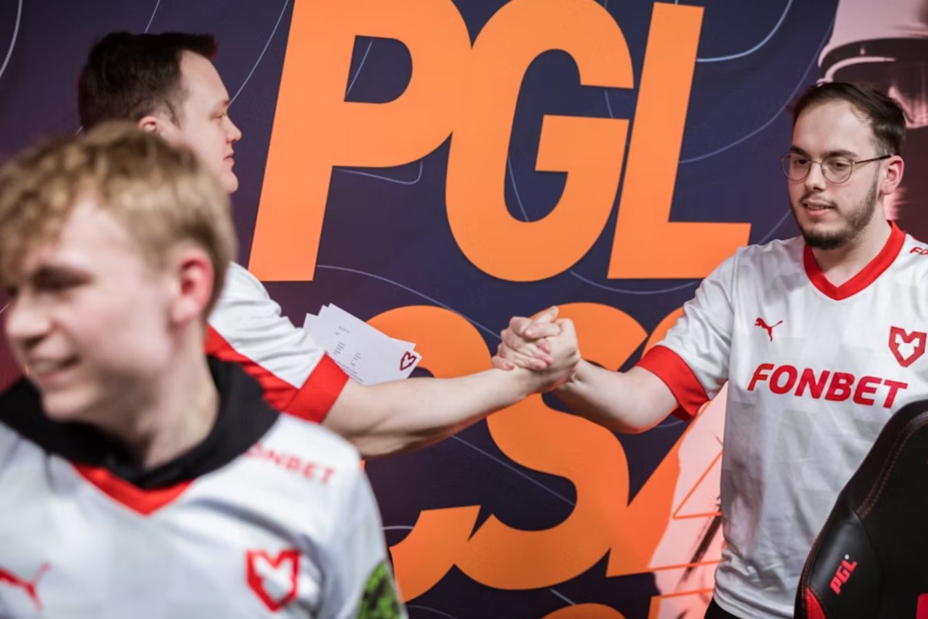 Расписание последнего дня «швейцарки» на PGL Cluj-Napoca 2025 по CS2 — VP против MOUZ