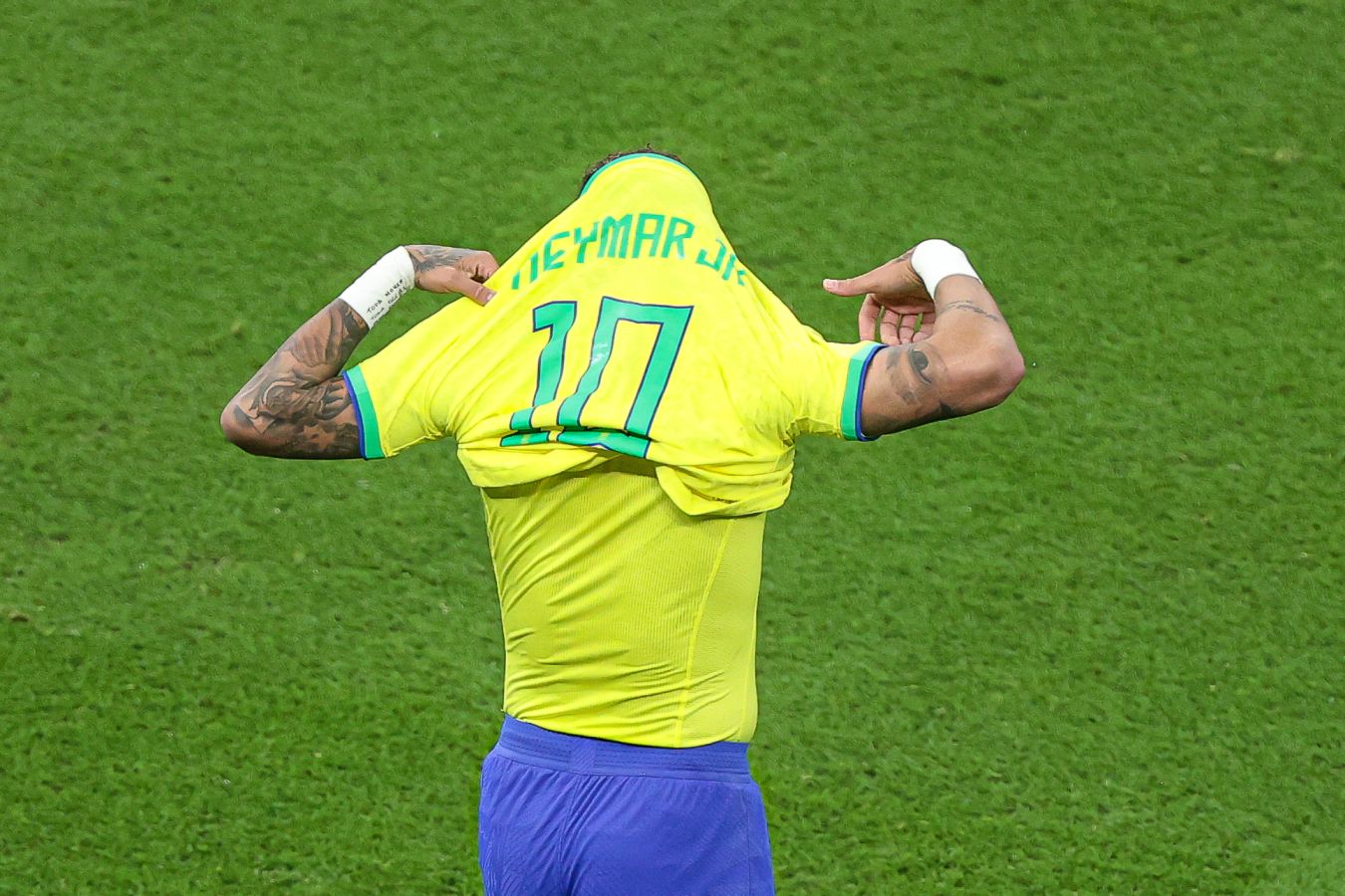 Врач сборной Бразилии высказался о травме Неймара в матче с Сербией