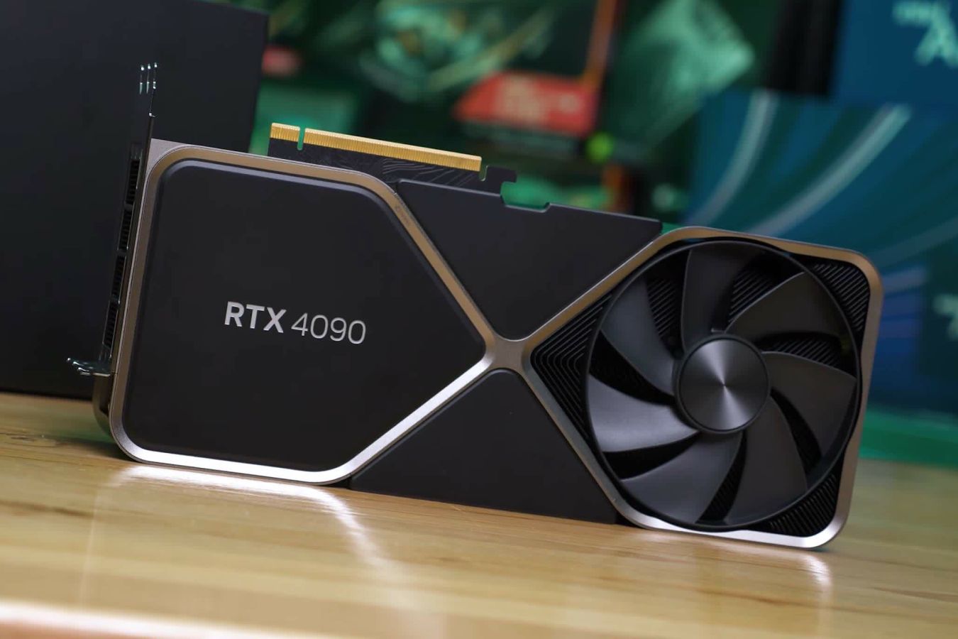 Эксперты объяснили, почему RTX 4090 плавится