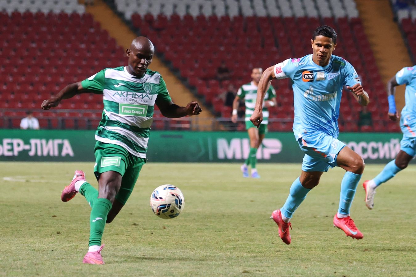 Зенит  Ахмат: во сколько начало матча 27-го тура РПЛ, где смотреть трансляцию