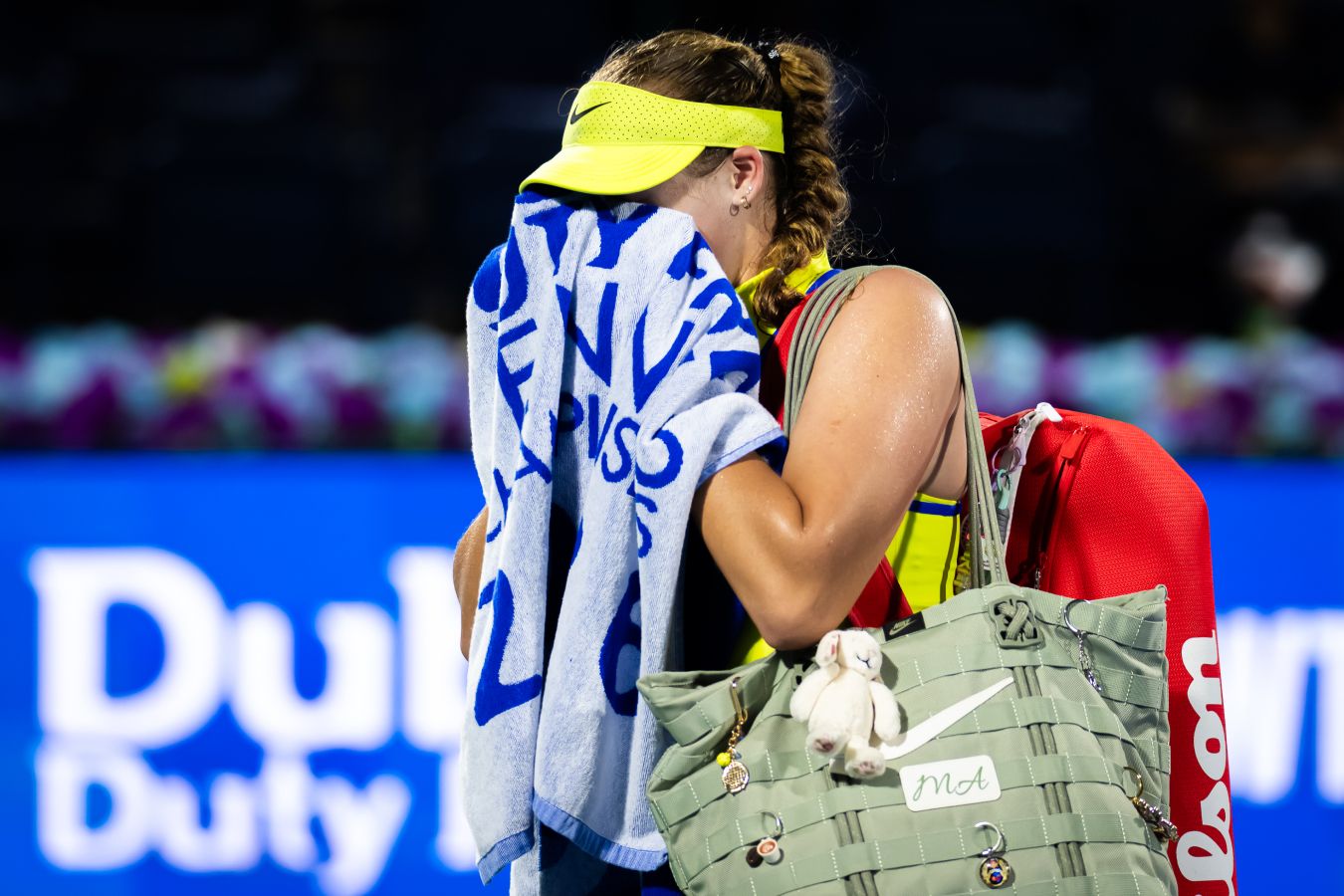 «Я тоже чуть не заплакала». Слёзы Мирры после поражения в Дубае растрогали её соперницу