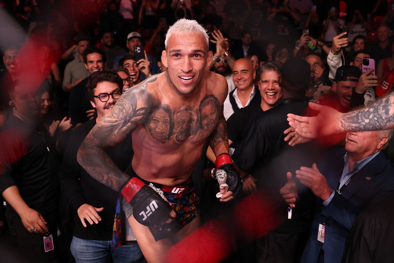 UFC 326: Холлоуэй — Оливейра 2