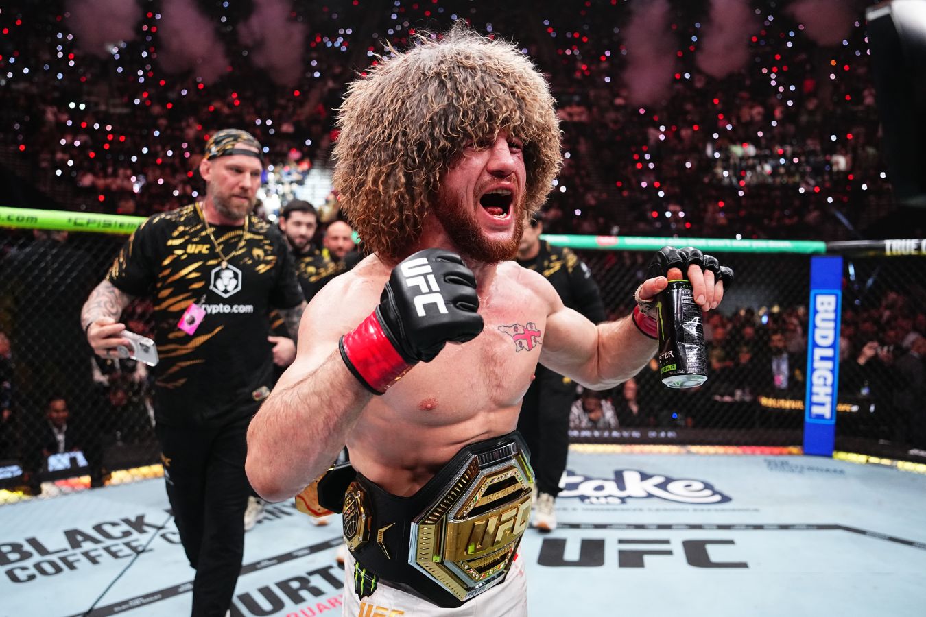 Мераб Двалишвили назвал бойца UFC, который может стать его следующим соперником