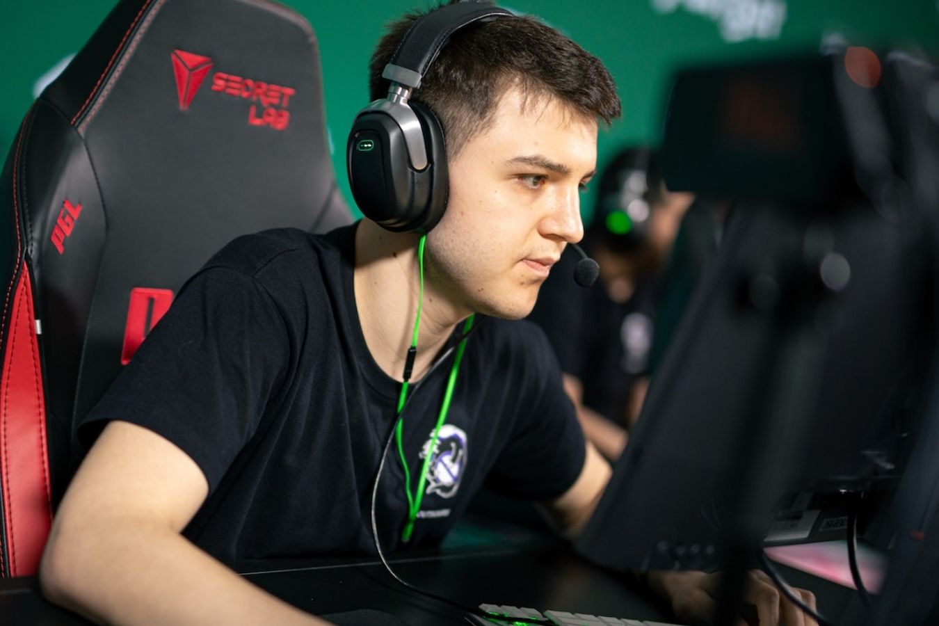 Virtus.pro разгромила MiBR на ESL Pro League S16 по CS:GO