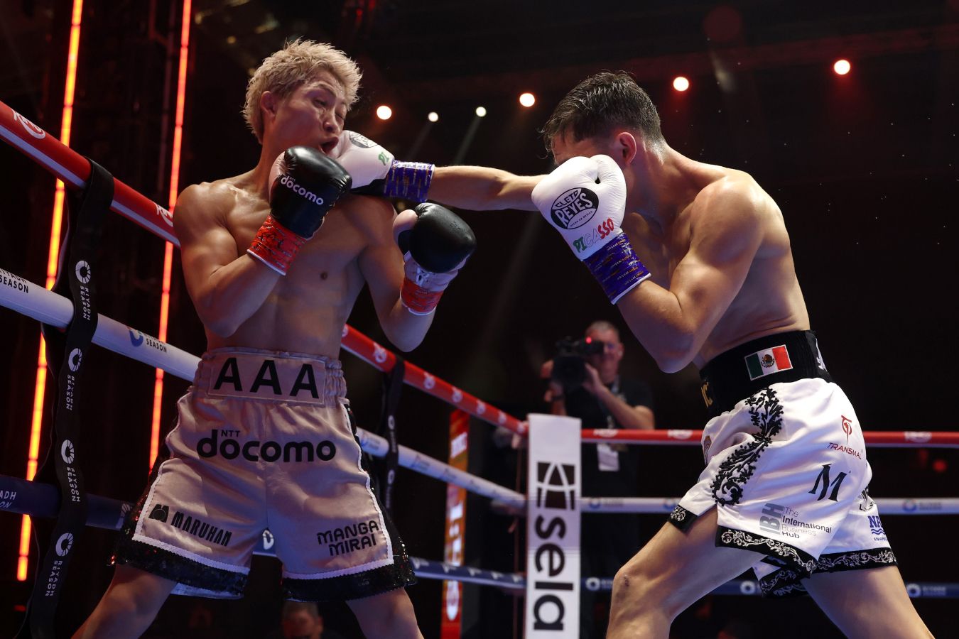 Статистика боя Наоя Иноуэ  Алан Дэвид Пикассо: удары, процент точности