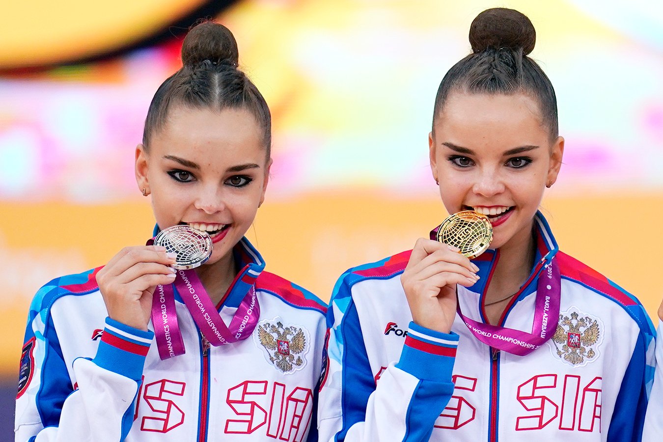 Дина и Арина Аверины тремя словами описали Ирину Винер-Усманову - Чемпионат