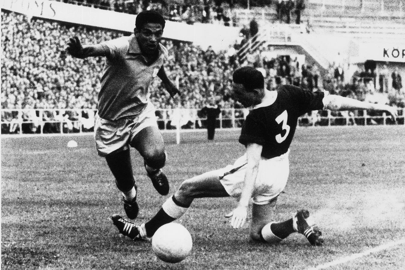 Трагедия гениального Гарринчи – легенда бразильского футбола играл на  уровне Пеле, но умер - Чемпионат