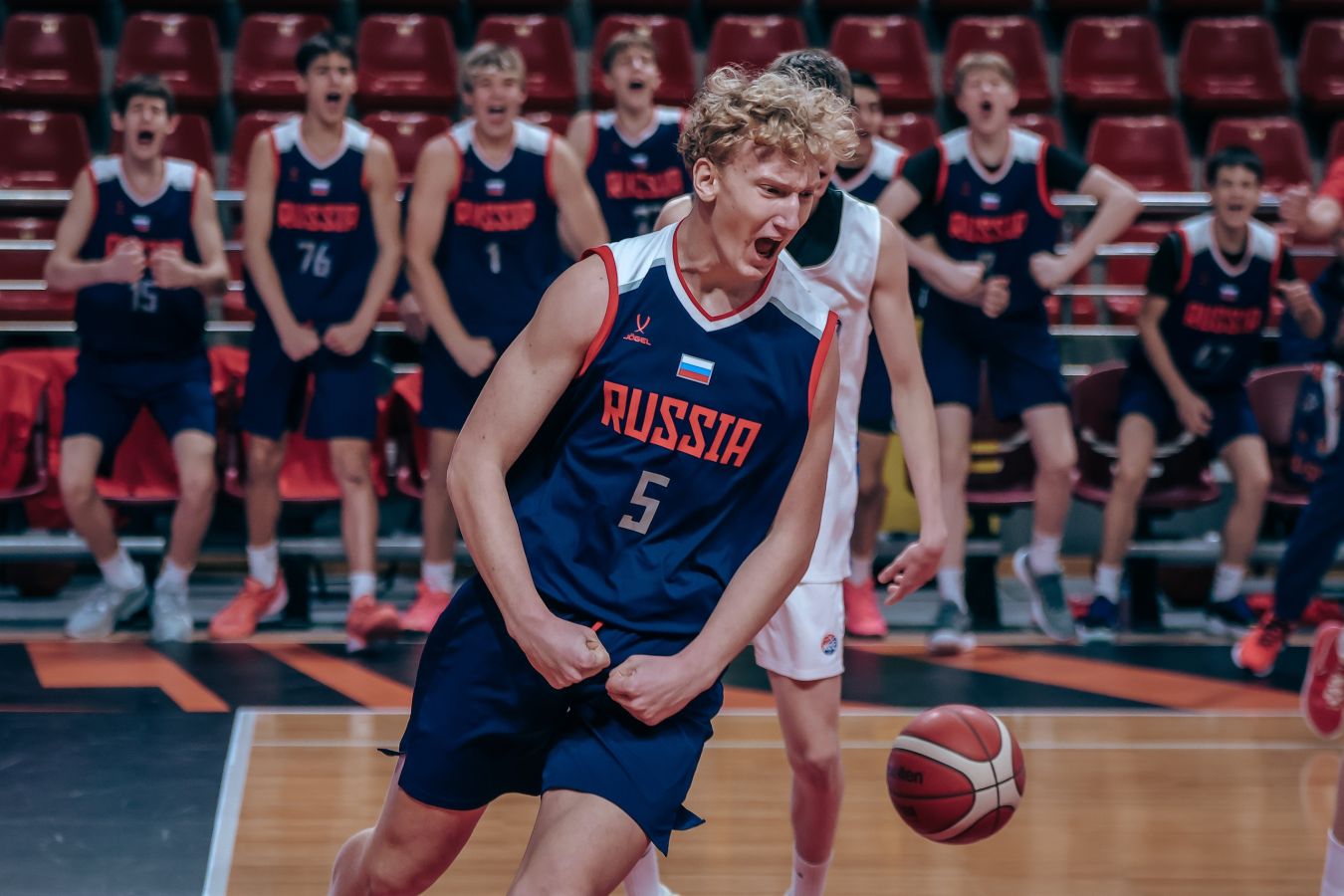 МОК открыл дорогу российским юниорам