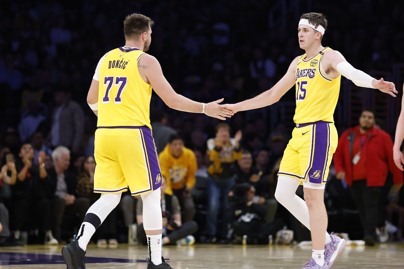 Остин Ривз переподпишет контракт с Лейкерс  ESPN