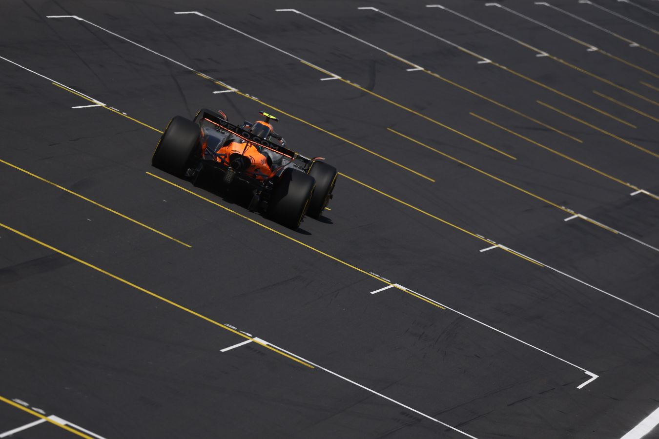 В Формуле-1 обсуждают сразу три спорные идеи