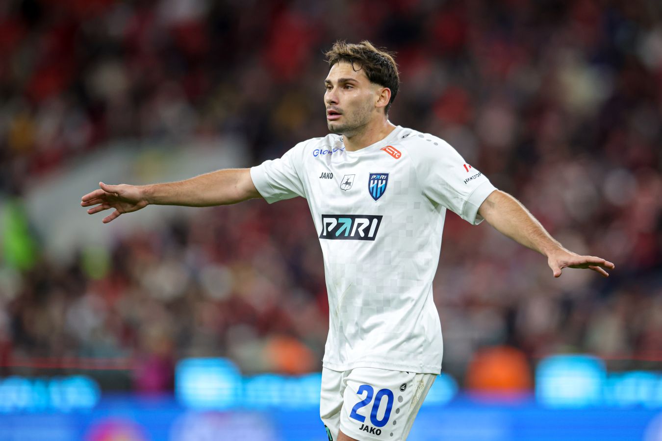 Агент Босельи заявил, что Пари НН не предлагал футболисту новый контракт