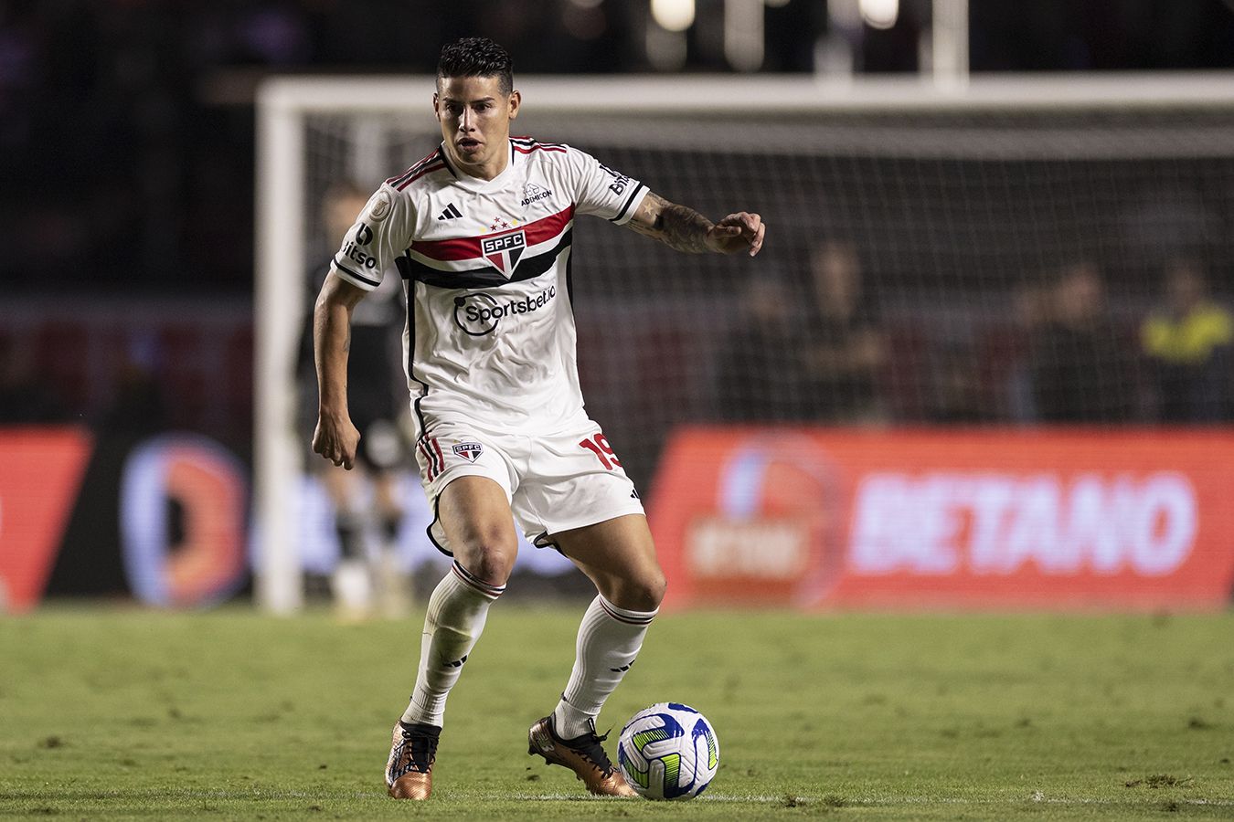 Хамес Родригес хочет разорвать контракт с «Сан-Паулу» для переезда в Турцию