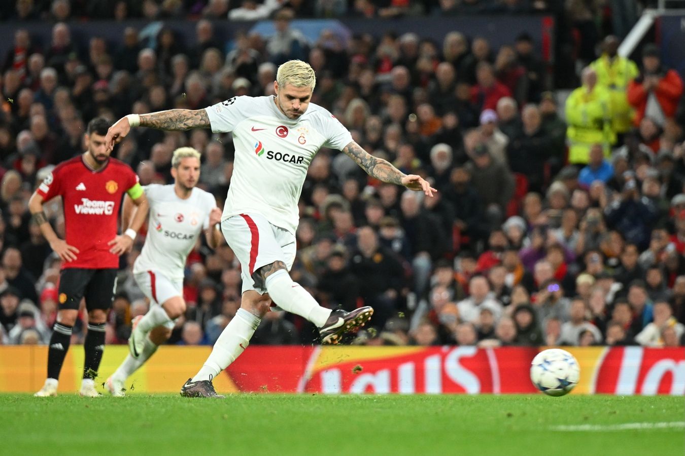 «Манчестер Юнайтед» неожиданно уступил «Галатасараю» в матче ЛЧ с пятью голами
