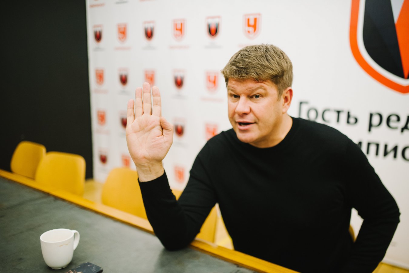 дмитрий губерниев биатлон. дмитрий губерниев 2020. дмитрий губерниев инстаграм. дмитрий губерниев 2022. дмитриев губерниев.