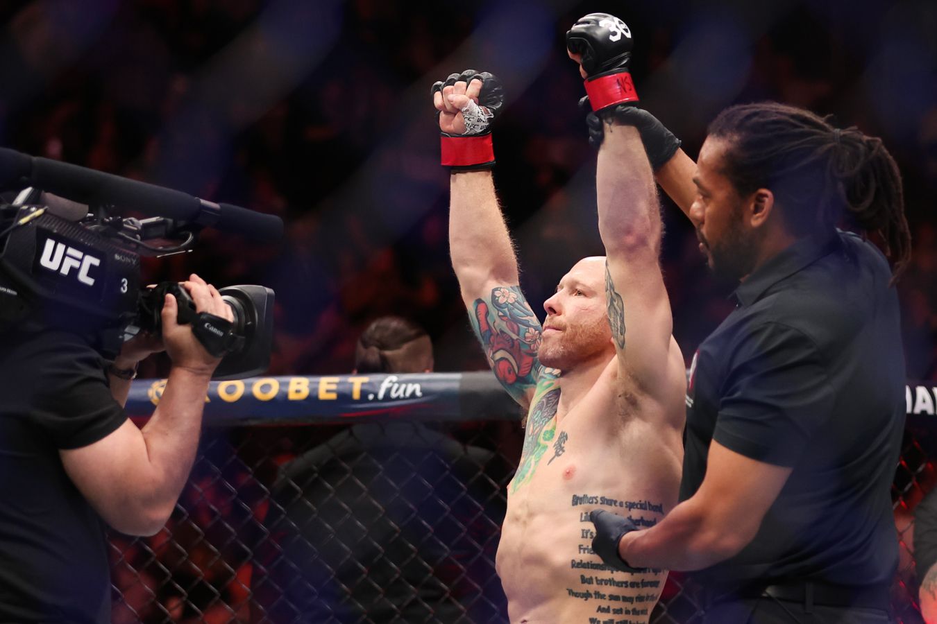 8-й номер рейтинга UFC в полулёгком весе заявил о своём возвращении спустя год отсутствия