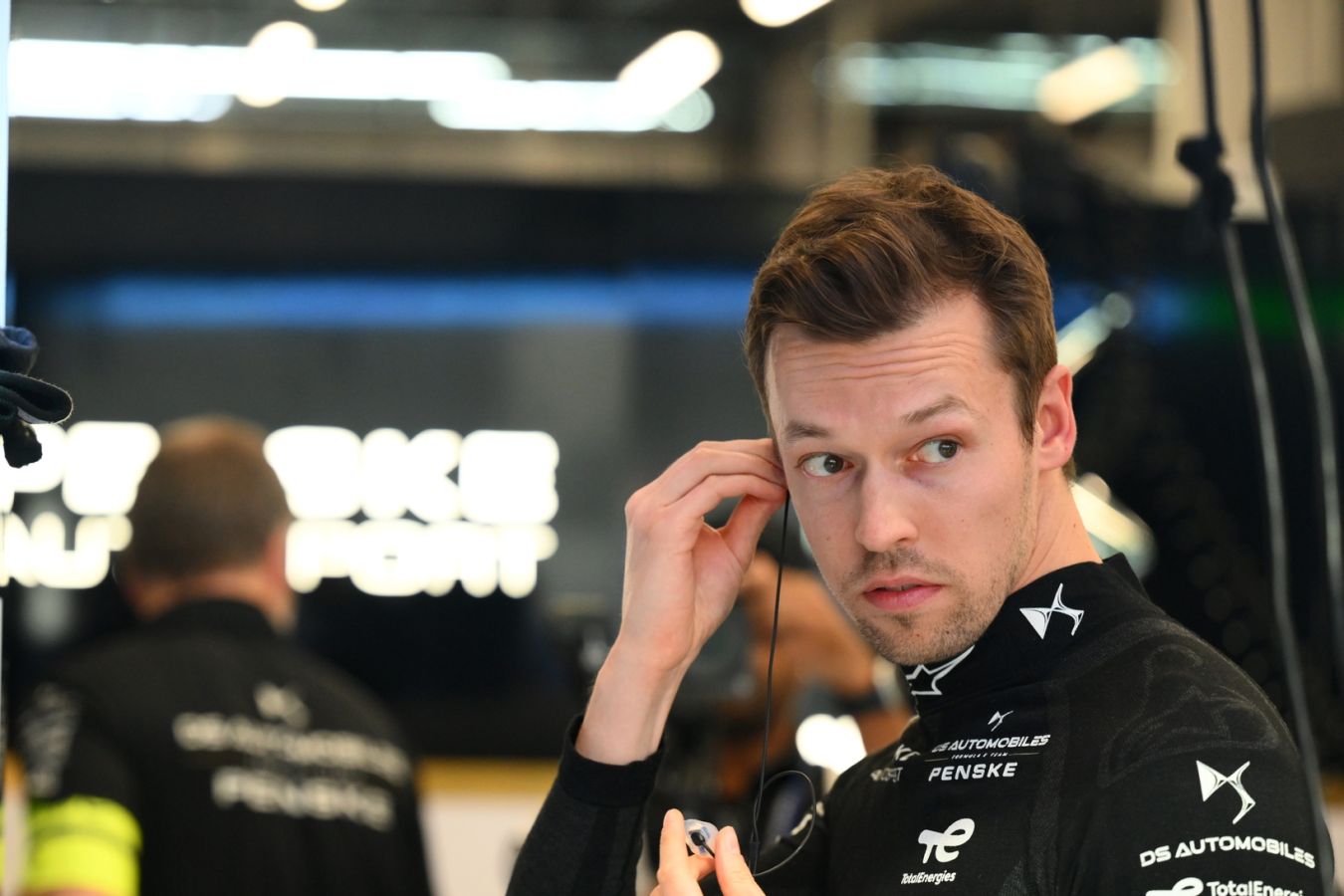 Смежные серии: первая победа юниора McLaren в Ф-3, мокрый Шанхай Формулы-Е и Квят-советник FIA