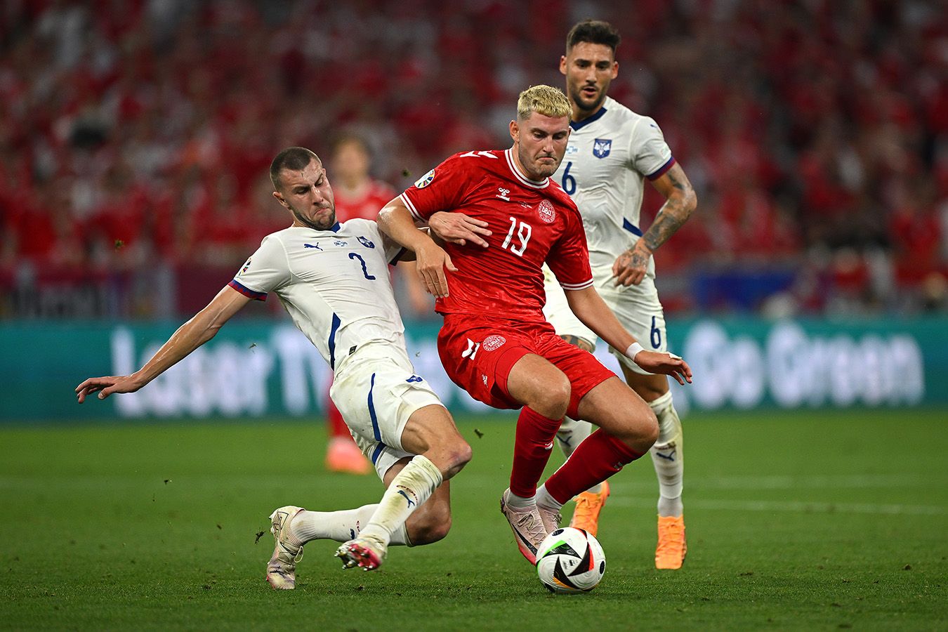 Сборная Сербии не смогла обыграть Данию в матче 3-го тура группового этапа Евро-2024