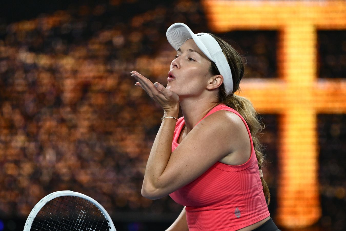 Это серьёзная проблема. Даниэль Коллинз  о камерах на Australian Open  2026