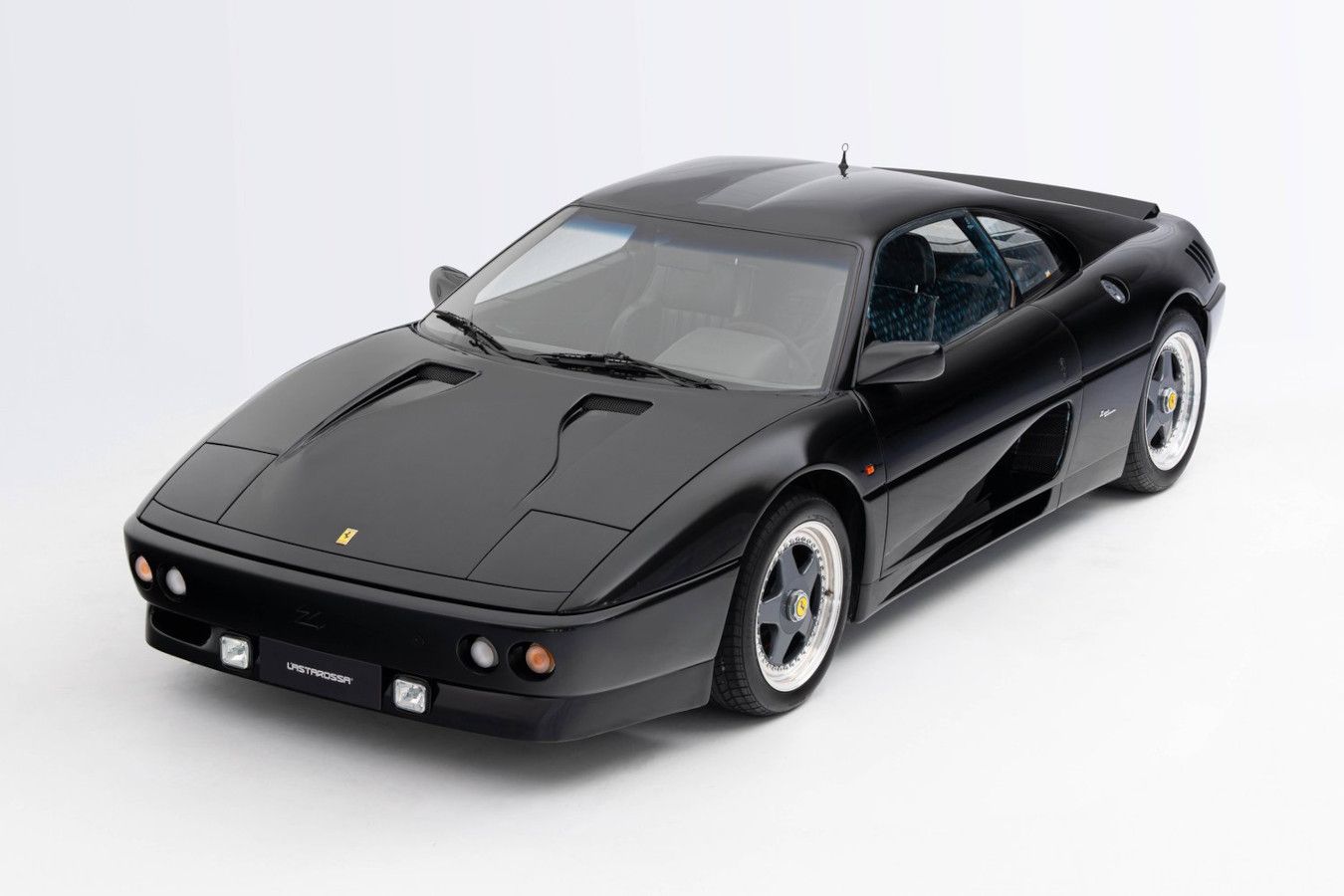 На аукцион выставлена редкая Ferrari  таких лишь 10 в мире