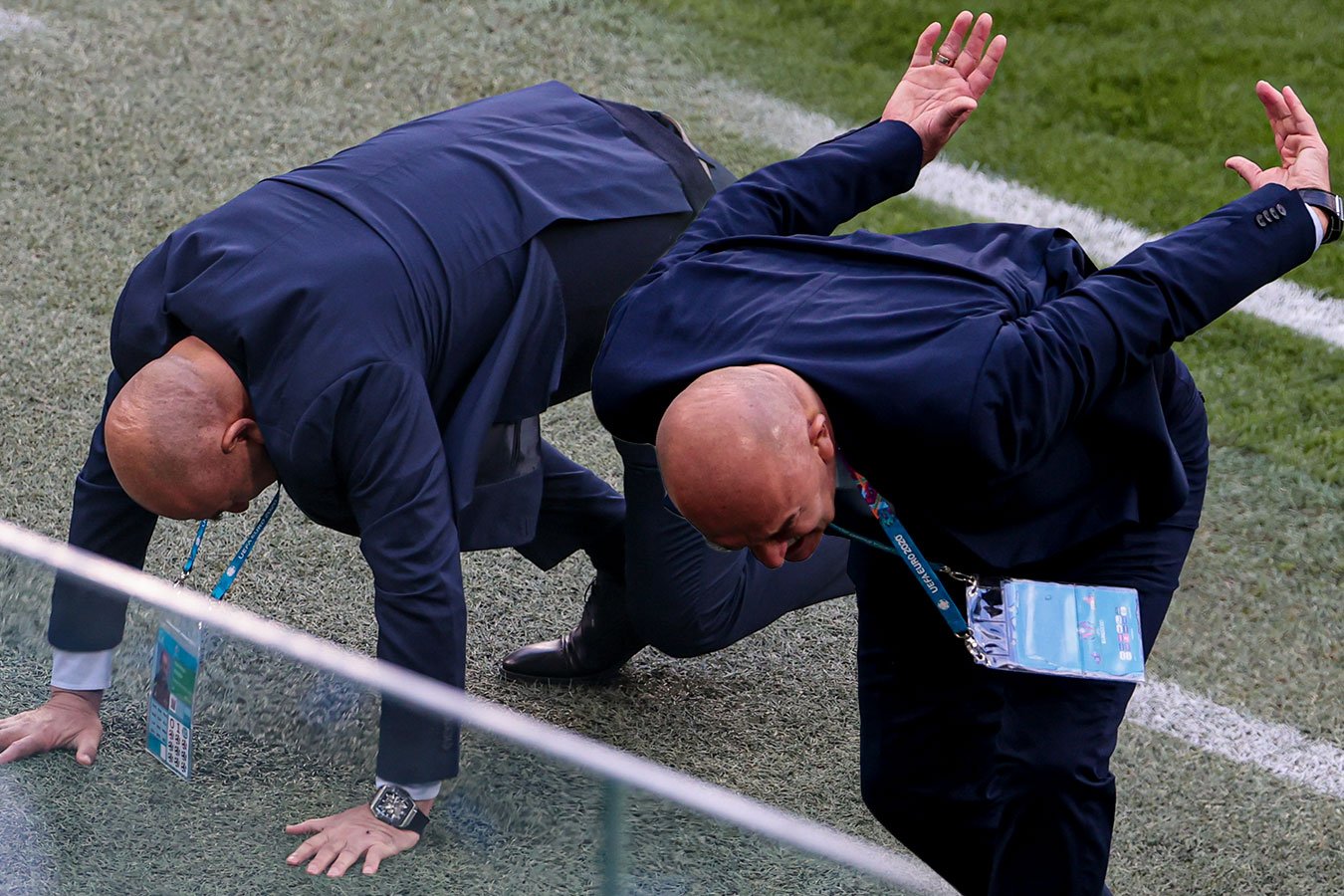 Гуру спорт. Гуру спорта. Гуру футбола.